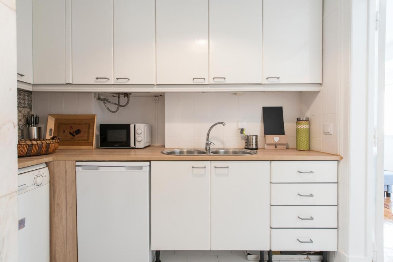 Cozy Apartment With Castel View Lisboa Εξωτερικό φωτογραφία